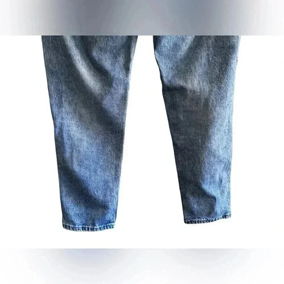 Q/S by s.Oliver Women’s Light Washed Jeans - Picture 4 of 13